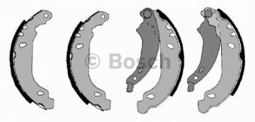 ARKA PABUÇ BALATA CLIO II 98 05 SYMBOL II 08 LOGAN 04 11 SANDERO 08 11 180x40 Marka : BOSCH
