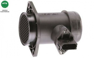 HAVA KÜTLE ÖLÇER DEBİMETRE PASSAT 98-00 LT 35 96-06 T4 96-03 A4 95-00 A6 97-00 Marka : NGK
