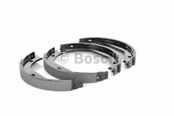 EL FREN BALATASI BMW E39 E46 F30 E81 E87 E88 E82 F22 F87 E90 E93 E92 E91 Marka : BOSCH