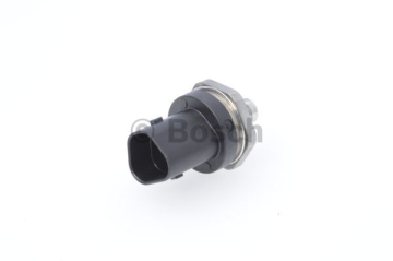 YAKIT BASINC SENSORU FREELANDER 2 L359 JAGUAR XE X760 XF II X260 XJ X351 Marka : BOSCH