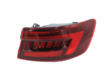 STOP LAMBASI LEDLİ SAĞ DIŞ AUDI A4 2015 Marka : HELLA